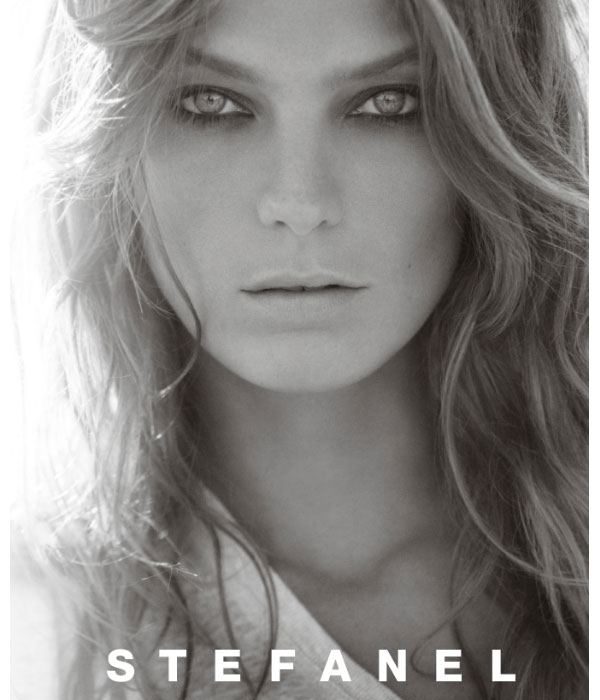 Stefanel Spring 2011 Campaign Preview – Daria Werbowy by Mario Testino