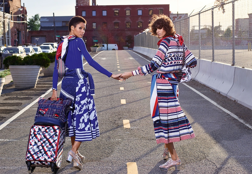 Chanel Spring / Summer 2016 – Lineisy Montero and Mica Arganaraz by Karl Lagerfeld