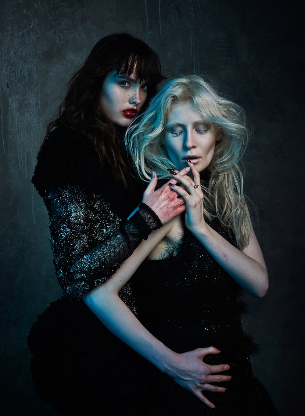 Peplvm Magazine June 2016 Ingrid and Bianca Rentzke by Nicolas Guerin