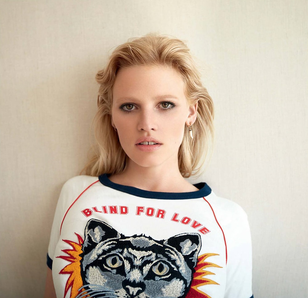 Vogue Germany November 2016 Lara Stone by Camilla Akrans