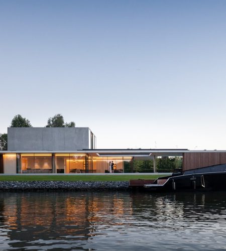 Residence VDB by Govaert & Vanhoutte Architects