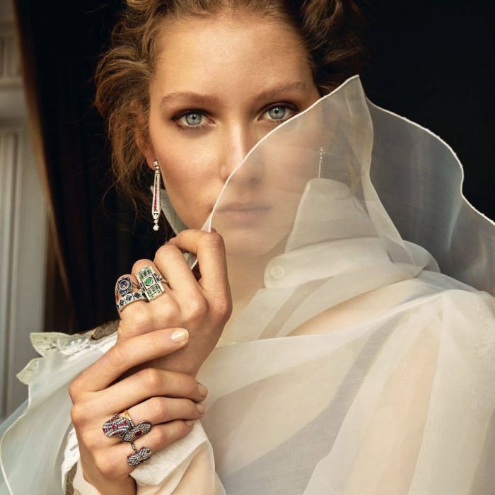 Vogue Turkey May 2017 Sandra Martens by Emre Unal