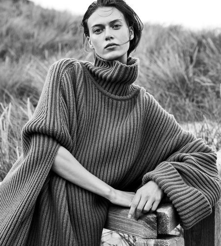 ELLE Germany September 2017 Tess Hellfeuer by Mikael Schulz