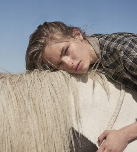 Costume Magazine October 2017 Anna Mila by Olivia Frolich