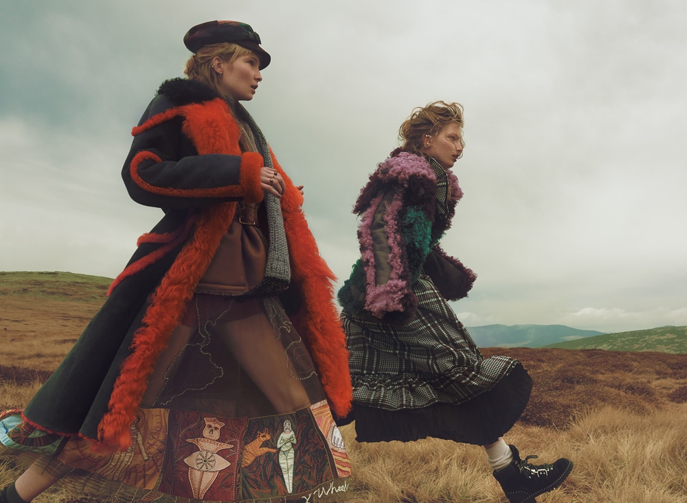 Harper’s Bazaar Czech December 2017 Kristin Drab and Martyna by Andreas Ortner