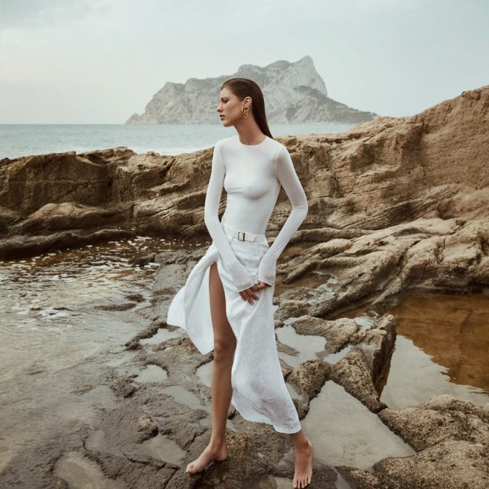 Mujerhoy Magazine July 2018 Rasa Valentino by Jonathan Segade