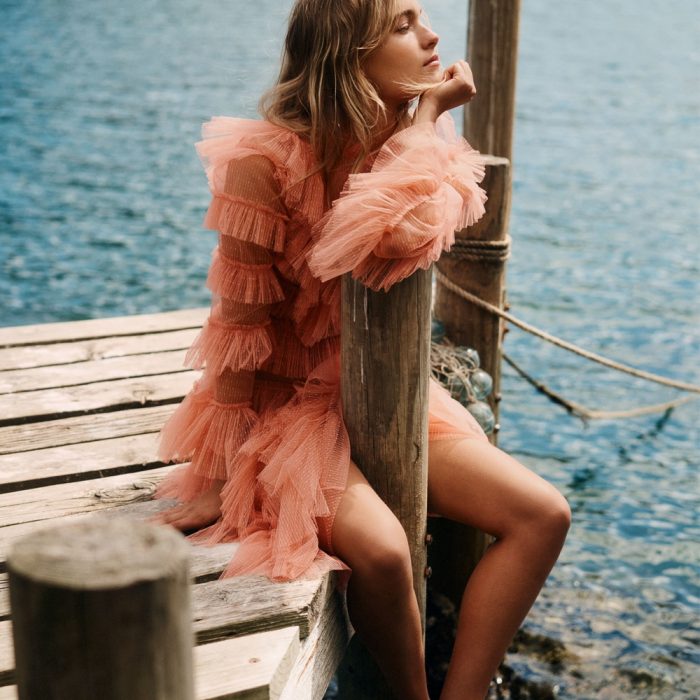 ELLE Australia November 2018 Esti van Balen by Georges Antoni