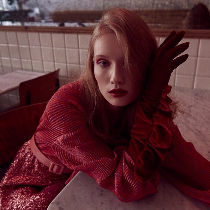 Kasia Smulska for ELLE Serbia by Dominik Lozinski